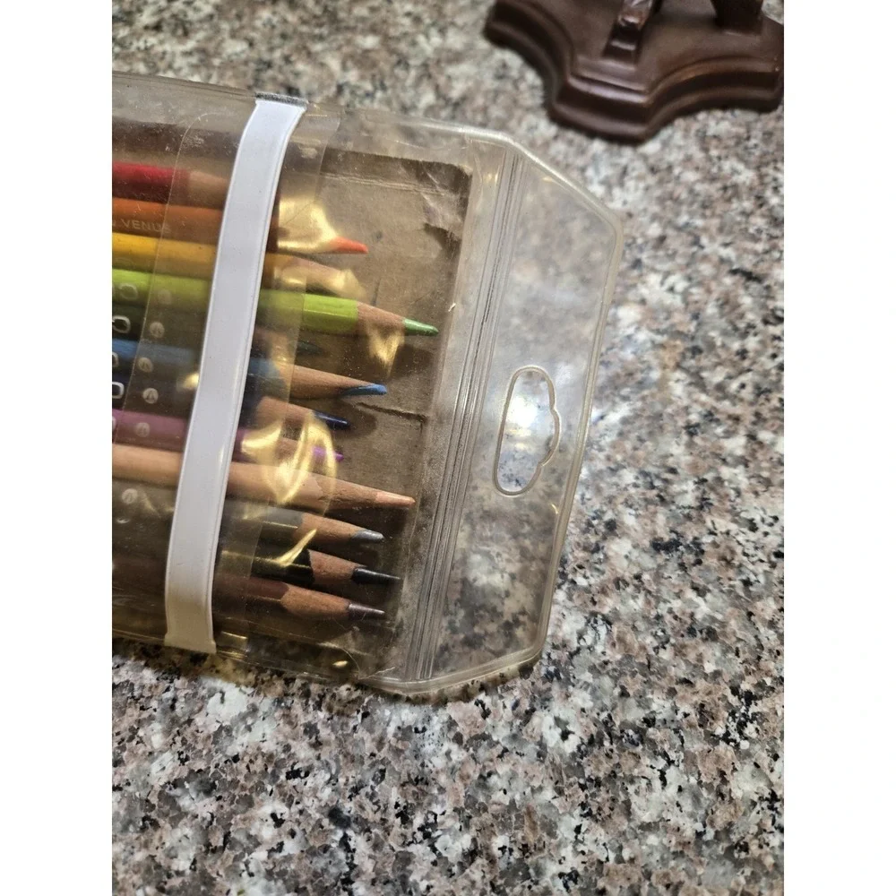 Coloray Colored Pencil Lot 12 ct Multicolor Art Design Drawing Pre-Owned Vintage